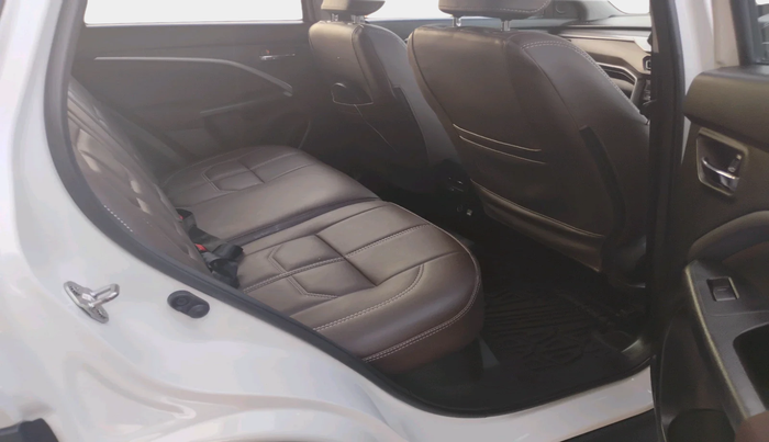 2023 Maruti BREZZA ZXI SMART HYBRID , Petrol, Manual, 24,387 km, interior