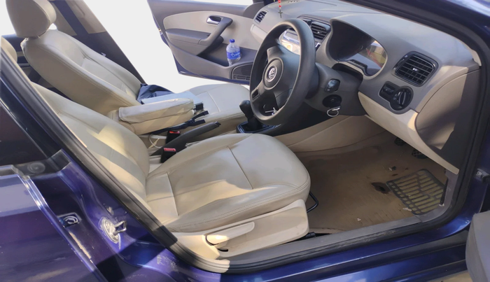 2013 Volkswagen Vento COMFORTLINE DIESEL 1.6, Diesel, Manual, 1,59,122 km, interior