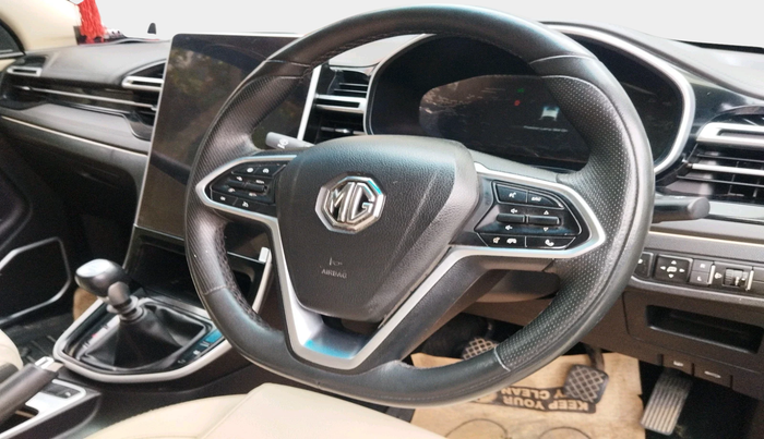 2024 MG HECTOR SMART PRO 2.0 TURBO DIESEL, Diesel, Manual, 28,736 km, interior