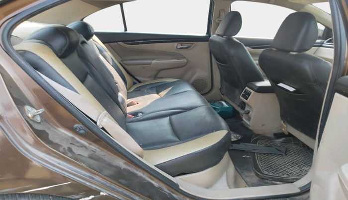 2017 Maruti Ciaz ZDI SHVS, Diesel, Manual, 1,37,991 km, interior