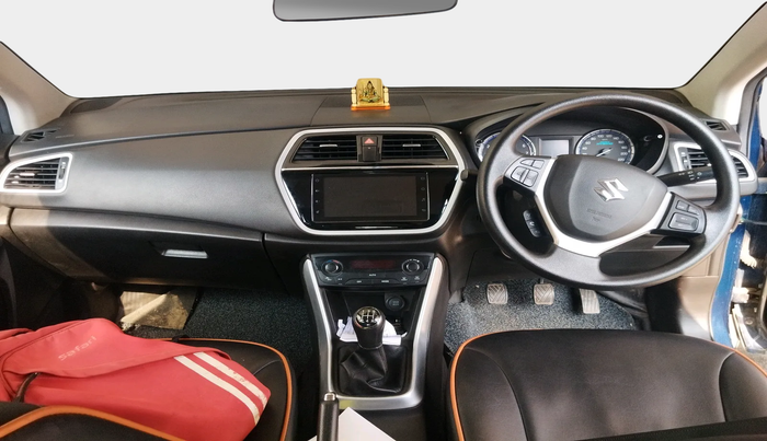 2022 Maruti S Cross ZETA 1.5, Petrol, Manual, 35,598 km, interior