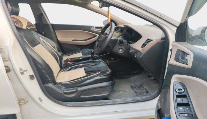 2016 Hyundai Elite i20 MAGNA 1.2, Petrol, Manual, 1,49,131 km, interior