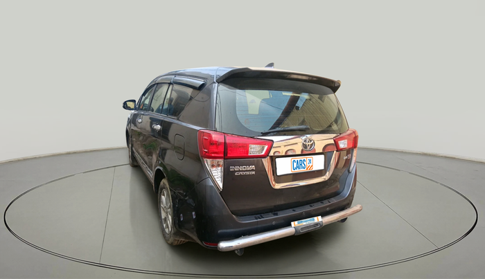 2017 Toyota Innova Crysta 2.4 GX 8 STR, Diesel, Manual, 1,65,058 km, exterior