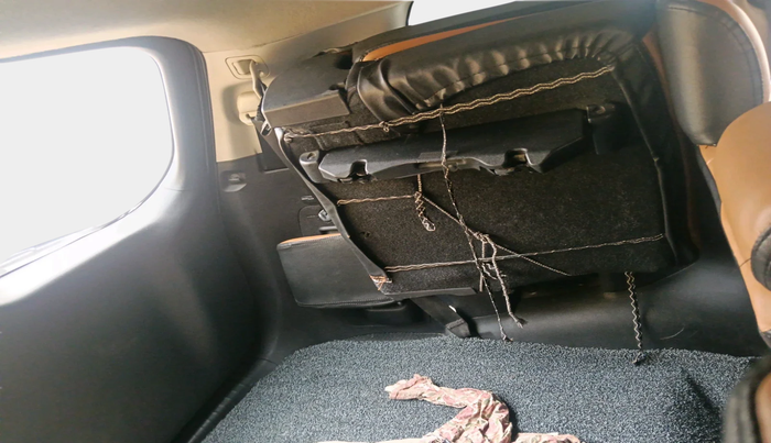 2017 Toyota Innova Crysta 2.4 GX 8 STR, Diesel, Manual, 1,65,058 km, interior