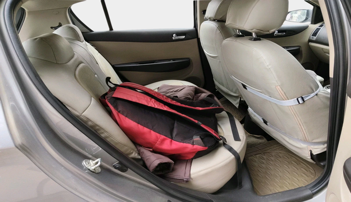 2012 Hyundai i20 MAGNA 1.2, Petrol, Manual, 90,665 km, interior