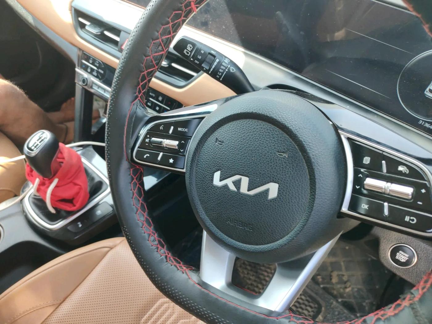 2024 KIA SELTOS HTX Plus 1.5 Diesel MT, Diesel, Manual, 33,000 km, interior