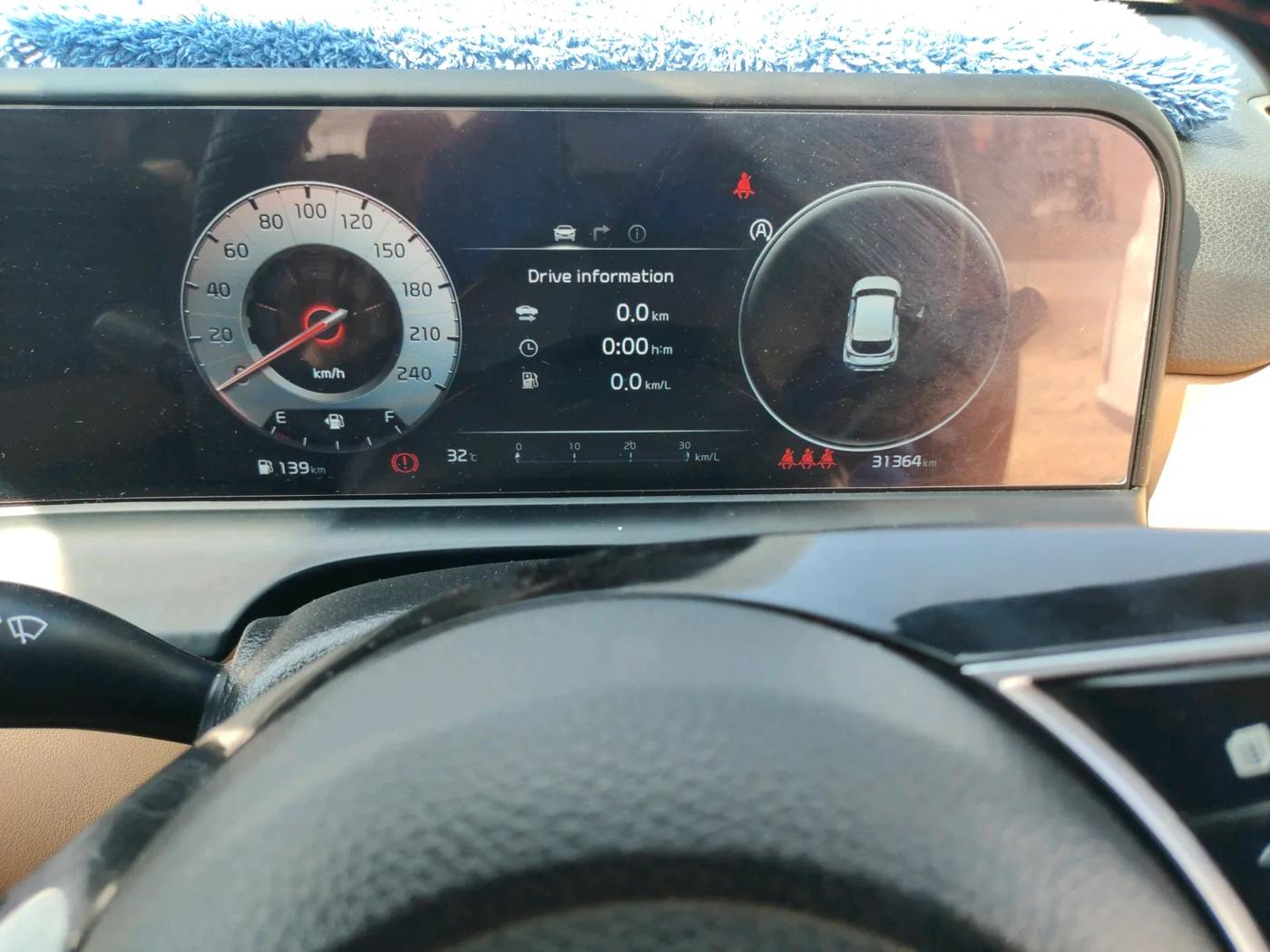 2024 KIA SELTOS HTX Plus 1.5 Diesel MT, Diesel, Manual, 33,000 km, interior
