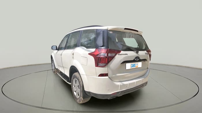 2018 Mahindra XUV500 W7, Diesel, Manual, 1,70,000 km, exterior