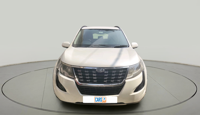 2018 Mahindra XUV500 W7, Diesel, Manual, 1,69,486 km, exterior