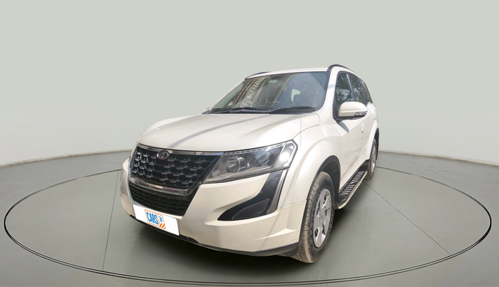 2018 Mahindra XUV500 W7, Diesel, Manual, 1,69,486 km, exterior