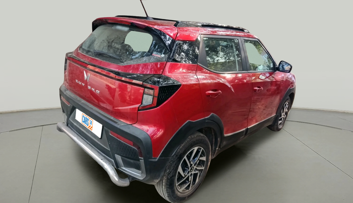 2024 Mahindra XUV 3XO AX5 1.2 L TCMPFi, Petrol, Manual, 26,838 km, exterior