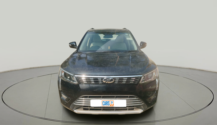 2021 Mahindra XUV300 W8 (O) 1.5 DIESEL, Diesel, Manual, 1,17,641 km, exterior