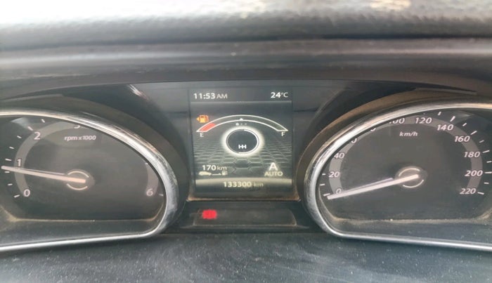 2018 Tata Hexa XM 4X2 7 STR, Diesel, Manual, 1,33,300 km, interior