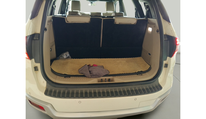 2020 Ford Endeavour TITANIUM 2.0 4X4 AT, Diesel, Automatic, 1,87,027 km, exterior