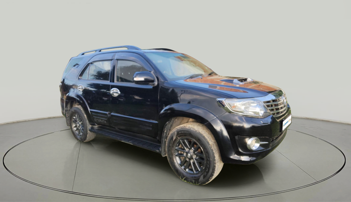 2015 Toyota Fortuner 3.0 4X2 MT, Diesel, Manual, 1,41,655 km, exterior