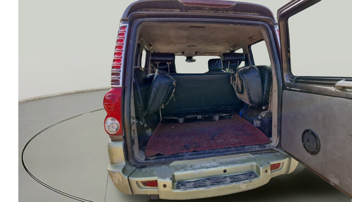 2011 Mahindra Scorpio VLX 2WD BS-III, Diesel, Manual, 1,44,247 km, exterior