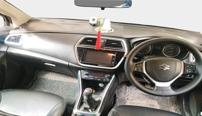 2018 Maruti S Cross ZETA 1.3, Diesel, Manual, 86,649 km, interior