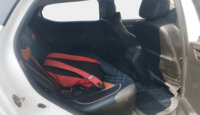 2021 Renault Kiger RXL MT, Petrol, Manual, 24,286 km, interior