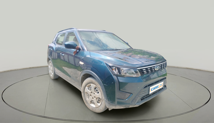 2021 Mahindra XUV300 W6 1.2 PETROL AMT, Petrol, Automatic, 43,511 km, exterior