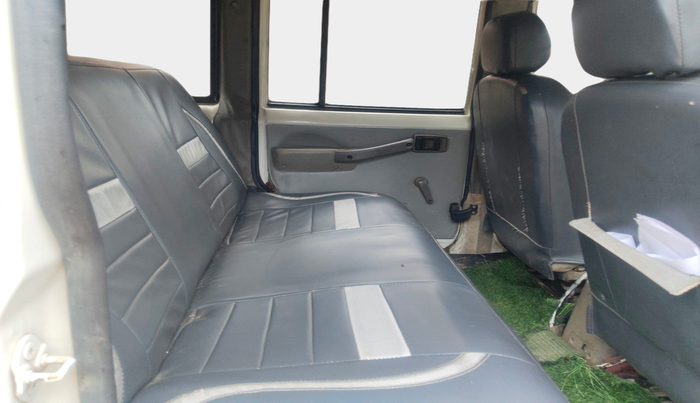 2013 Mahindra Bolero SLX BS-III, Diesel, Manual, 79,718 km, interior