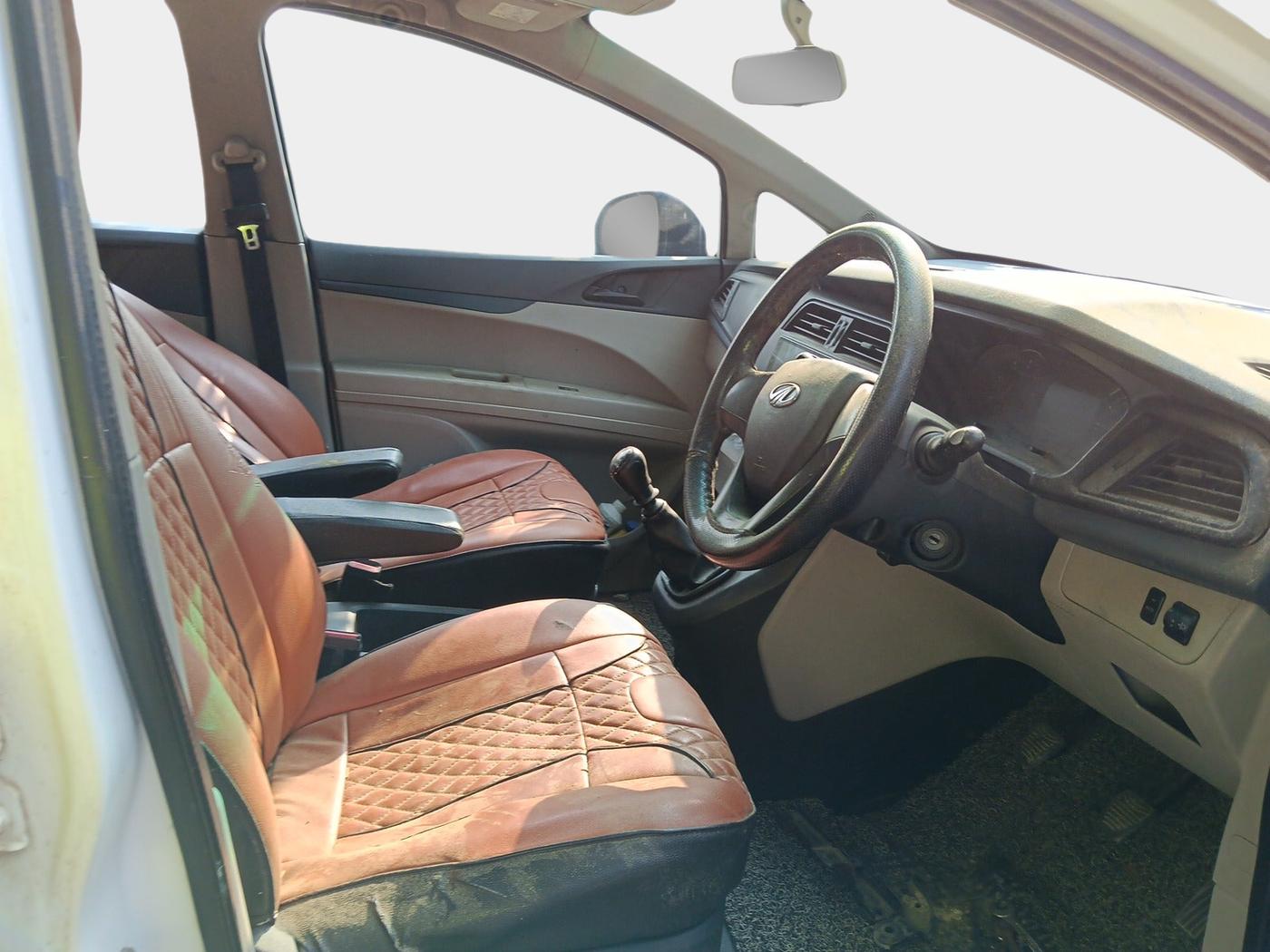 2019 Mahindra MARAZZO M2 7STR, Diesel, Manual, 2,00,000 km, interior