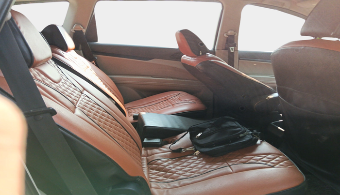 2019 Mahindra MARAZZO M2 7STR, Diesel, Manual, 2,00,000 km, interior