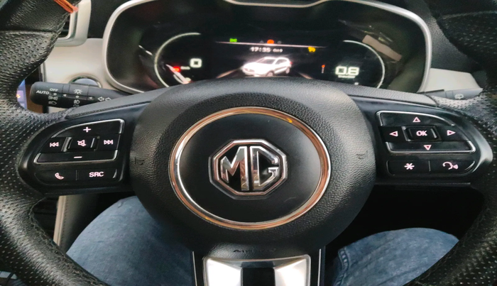 2022 MG ASTOR SHARP 1.5 MT, Petrol, Manual, 28,000 km, interior