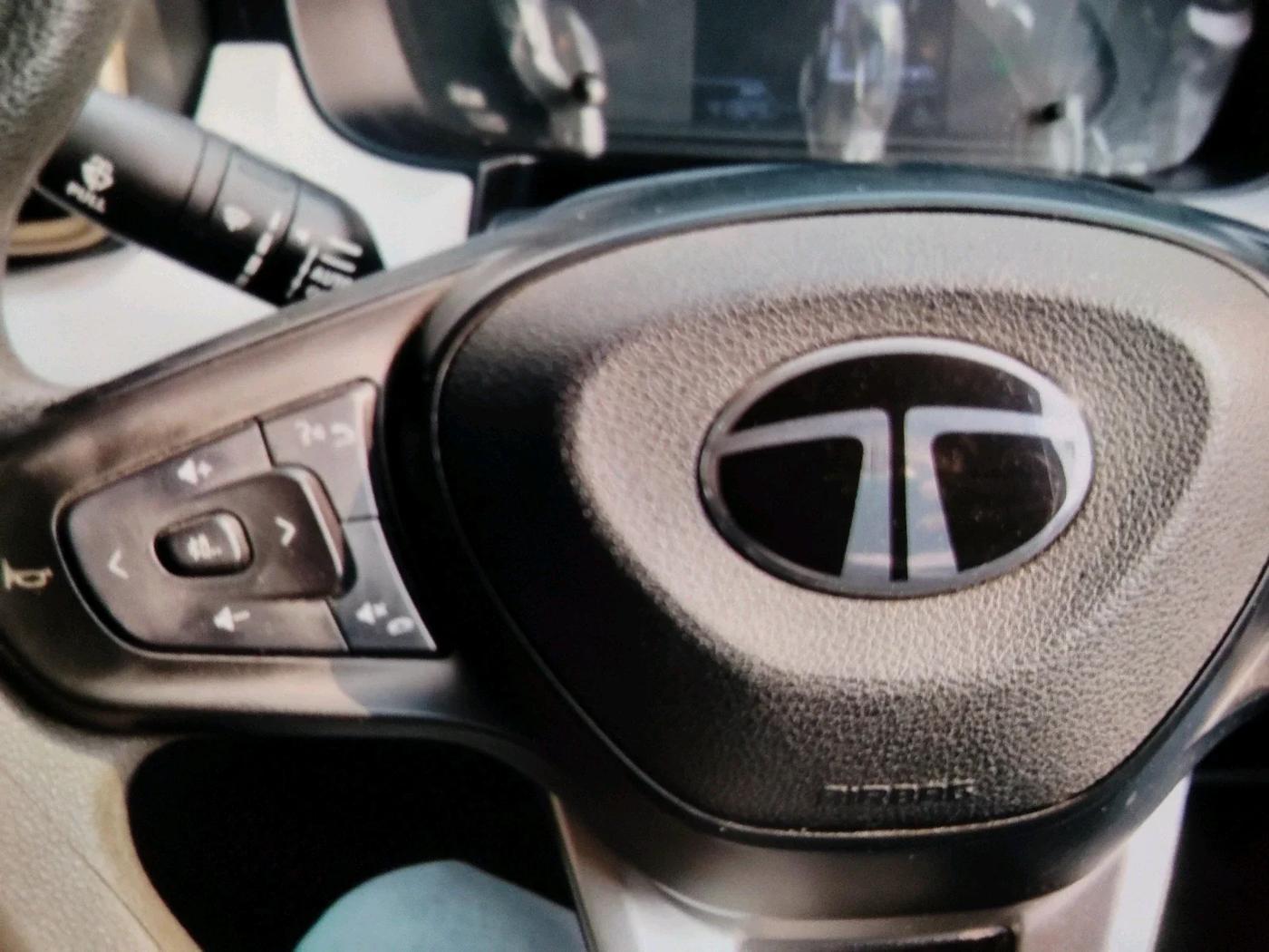 2024 Tata PUNCH ACCOMPLISHED DAZZLE SUNROOF CNG MT, CNG, Manual, 41,329 km, interior
