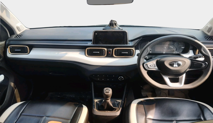 2024 Tata PUNCH ACCOMPLISHED DAZZLE SUNROOF CNG MT, CNG, Manual, 41,329 km, interior