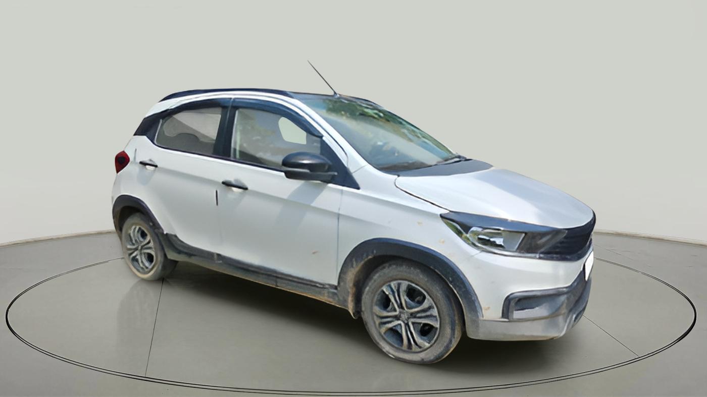 2022 Tata TIAGO NRG XT MT, Petrol, Manual, 37,950 km, exterior