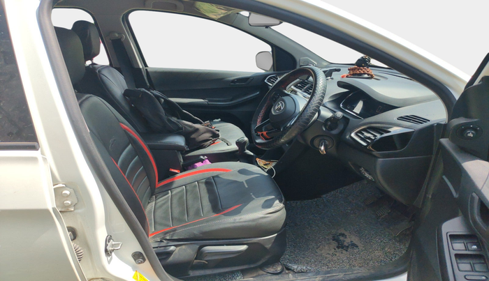 2022 Tata TIAGO NRG XT MT, Petrol, Manual, 33,732 km, interior