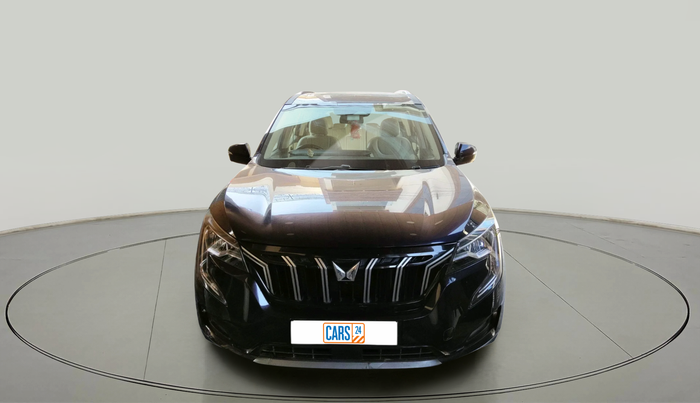 2022 Mahindra XUV700 AX 7 LUXURY D AT 7 STR, Diesel, Automatic, 54,475 km, exterior