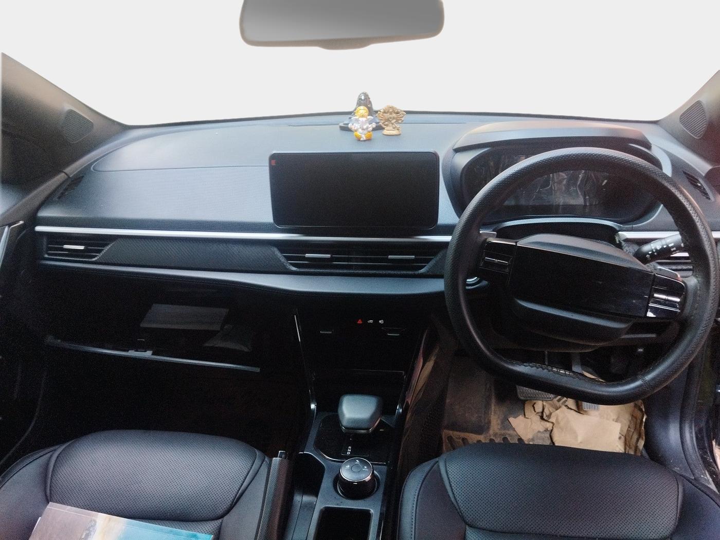 2024 Tata NEXON Creative 1.5 Revotorq 6AMT Dark Edition, Diesel, Automatic, 17,200 km, interior