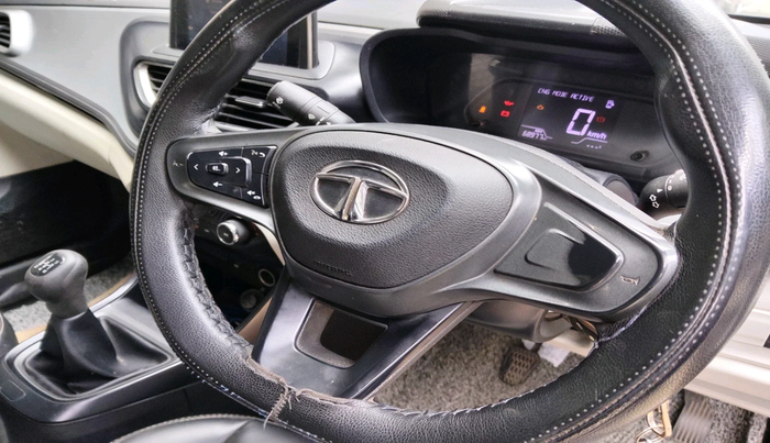 2023 Tata ALTROZ XM PLUS SUNROOF CNG, Petrol, Manual, 68,977 km, interior