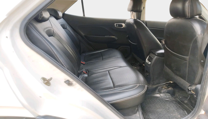 2021 Hyundai VENUE SX 1.5 CRDI, Diesel, Manual, 1,49,018 km, interior