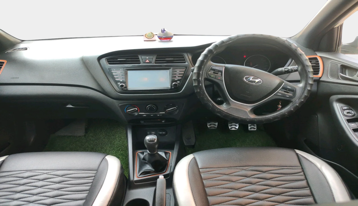 2017 Hyundai i20 Active 1.2 S, Petrol, Manual, 40,506 km, interior