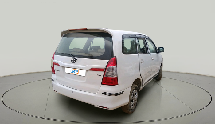 2011 Toyota Innova 2.5 G3, Diesel, Manual, 1,61,010 km, exterior