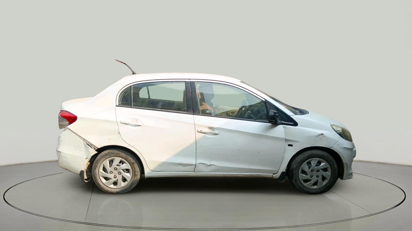 2015 Honda Amaze 1.5L I-DTEC S, Diesel, Manual, 2,20,892 km, exterior