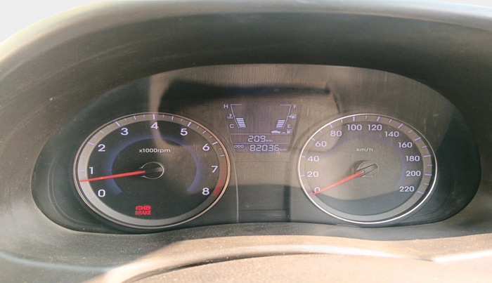 2013 Hyundai Verna FLUIDIC 1.6 VTVT SX, Petrol, Manual, 82,036 km, interior