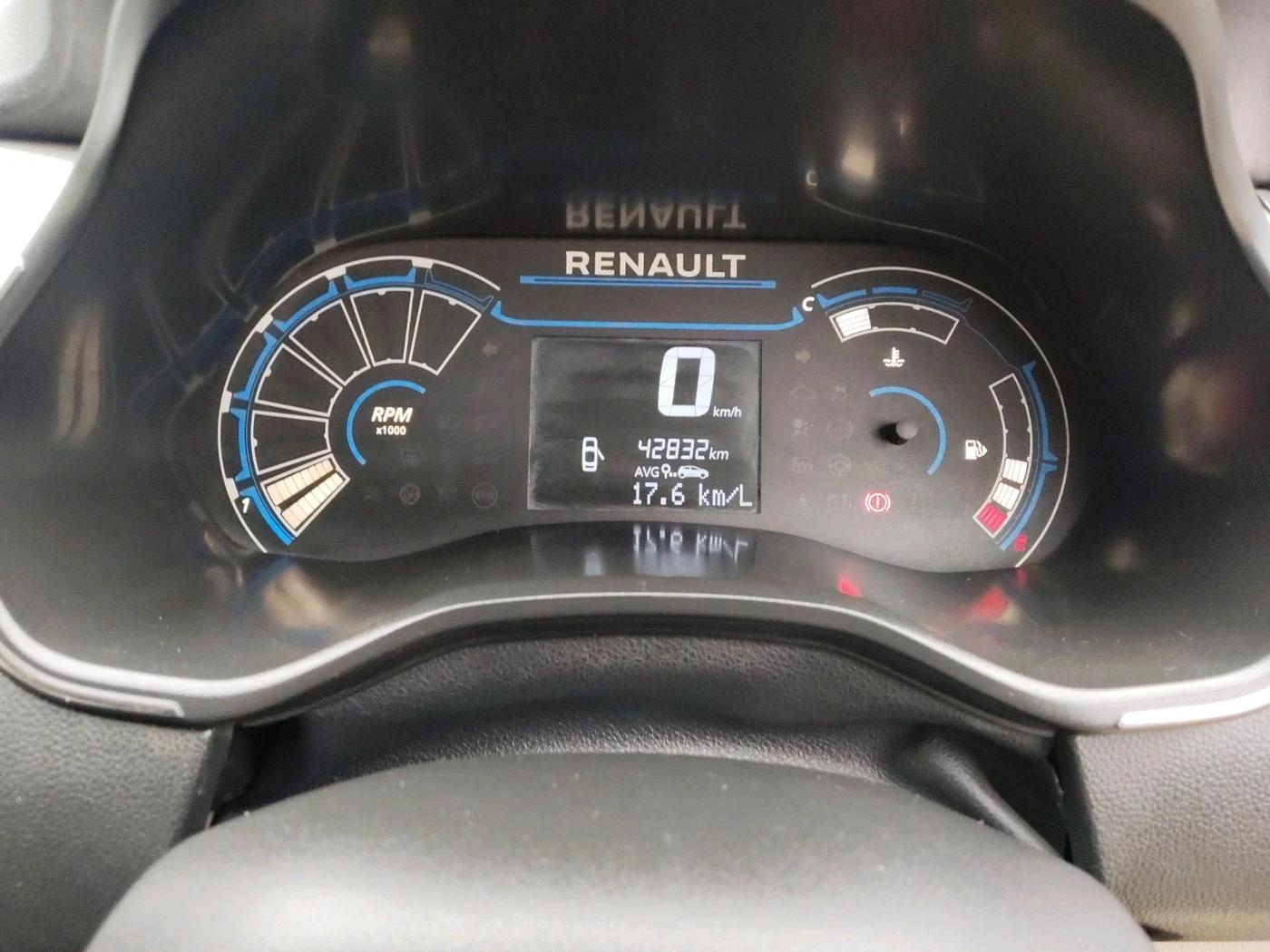 2021 Renault TRIBER RXZ, Petrol, Manual, 43,100 km, interior