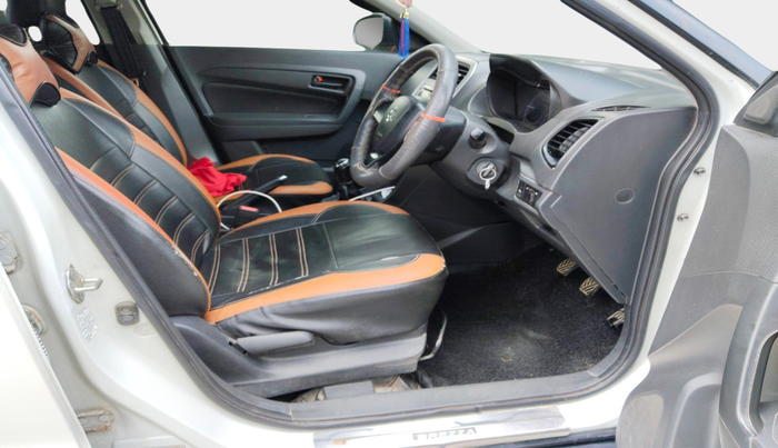 2017 Maruti Vitara Brezza VDI, Diesel, Manual, 1,10,143 km, interior