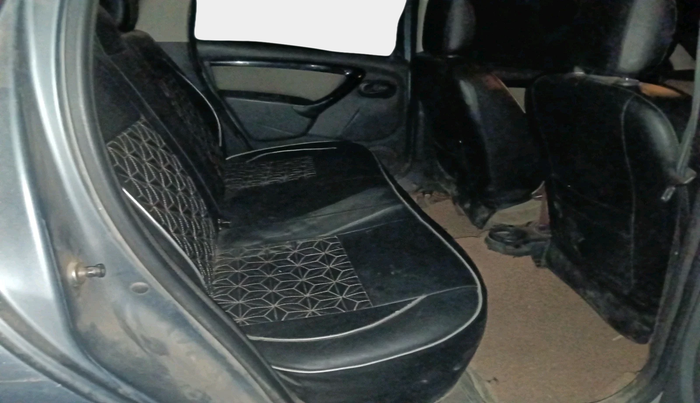 2015 Renault Duster 85 PS RXL DIESEL, Diesel, Manual, 1,13,519 km, interior