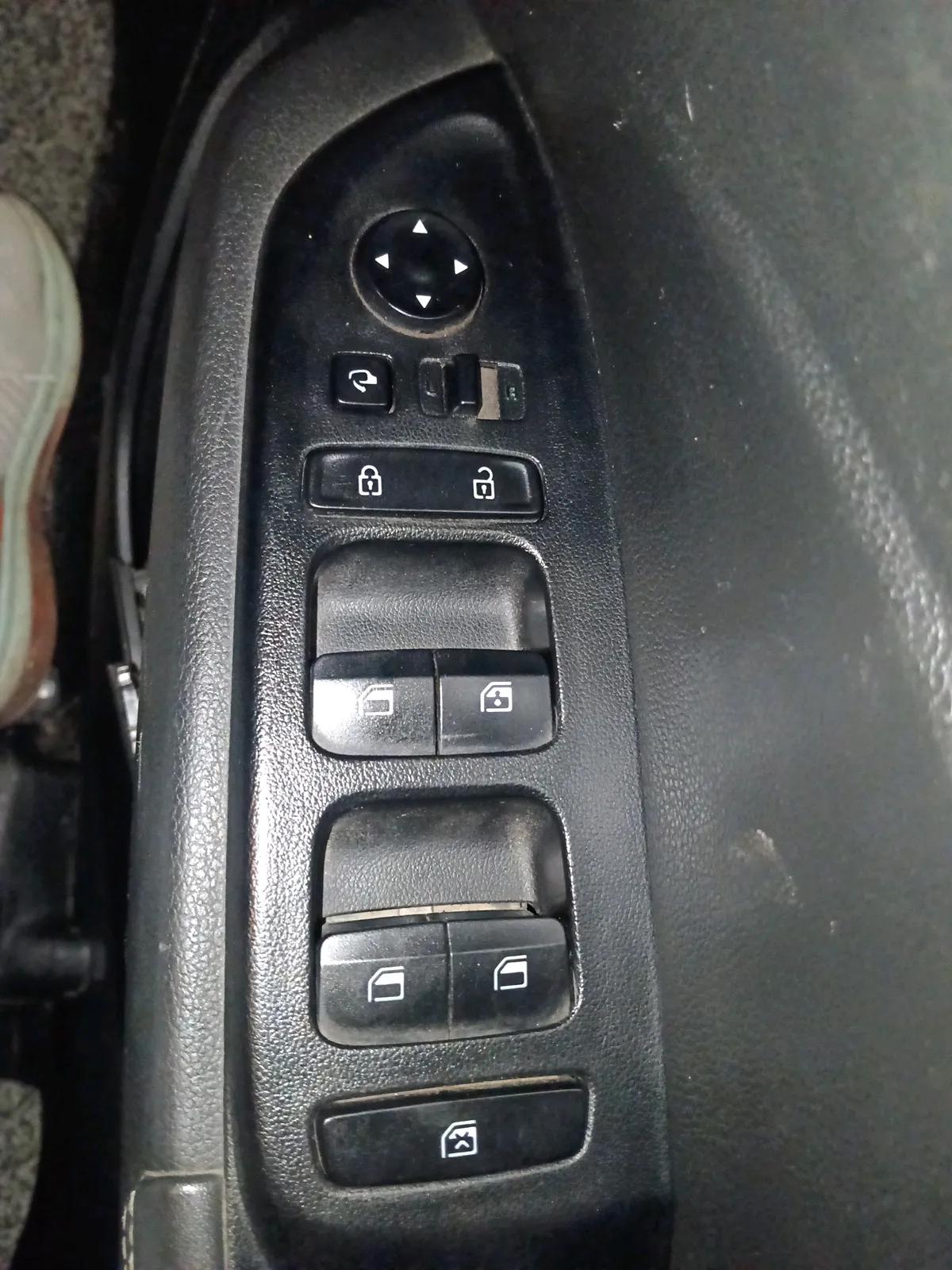 2020 Hyundai VENUE SX 1.0 (O) TURBO, Petrol, Manual, 51,000 km, interior