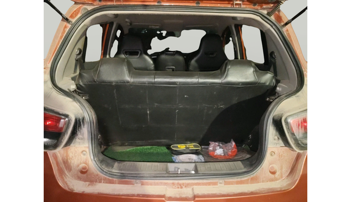 2017 Mahindra KUV 100 NXT K4+ D 6 STR, Diesel, Manual, 1,65,170 km, exterior