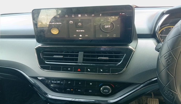 2023 Tata Safari XT PLUS DARK EDITION, Diesel, Manual, 49,620 km, interior