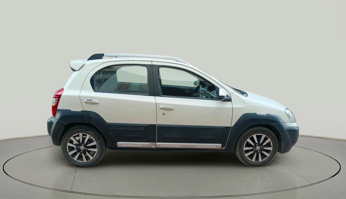 2018 Toyota Etios CROSS 1.4 VD, Diesel, Manual, 2,07,045 km, exterior