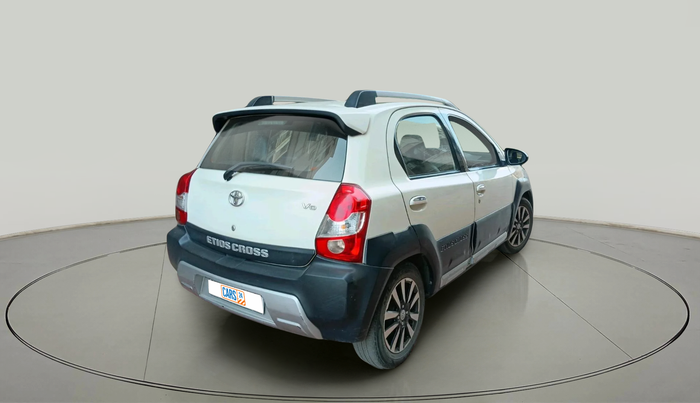 2018 Toyota Etios CROSS 1.4 VD, Diesel, Manual, 2,07,045 km, exterior