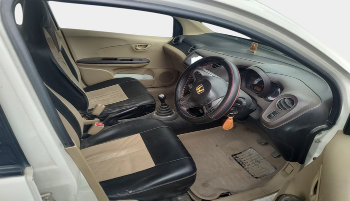 2013 Honda Brio S MT, Petrol, Manual, 94,695 km, interior