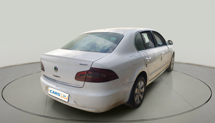 2011 Skoda Superb ELEGANCE 1.8 TSI MT, Petrol, Manual, 70,771 km, exterior