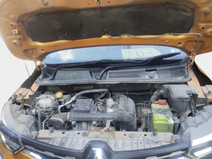 2022 Renault TRIBER RXZ, Petrol, Manual, 50,373 km, exterior